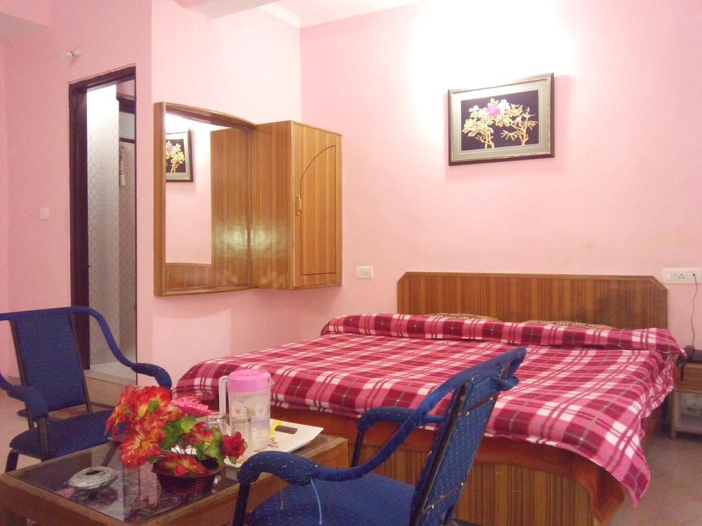 Hotel Kumar Residency Dharamshala Bagian luar foto