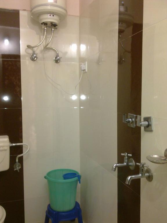Hotel Kumar Residency Dharamshala Bagian luar foto