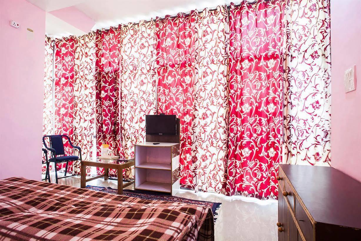 Hotel Kumar Residency Dharamshala Bagian luar foto